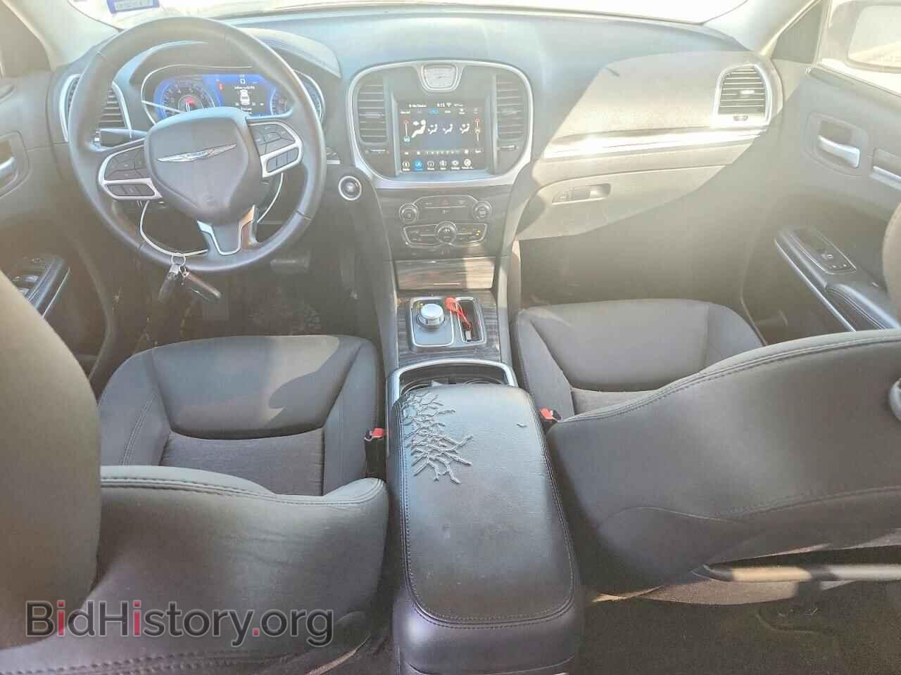 2020 CHRYSLER 300 - VIN: 2C3CCAAG1LH212657 - Photo 8