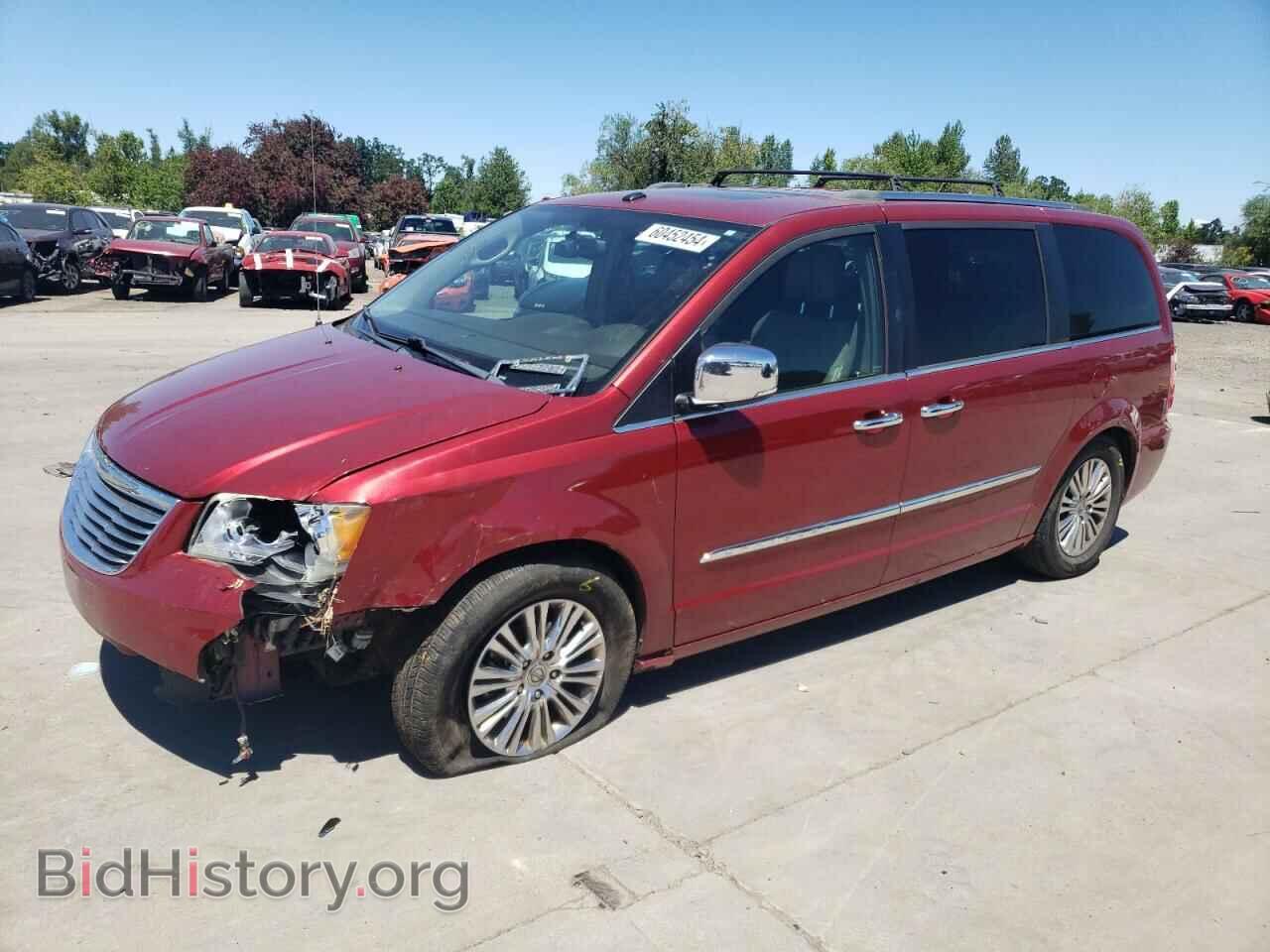 Photo 2A4RR6DG2BR750011 - CHRYSLER MINIVAN 2011