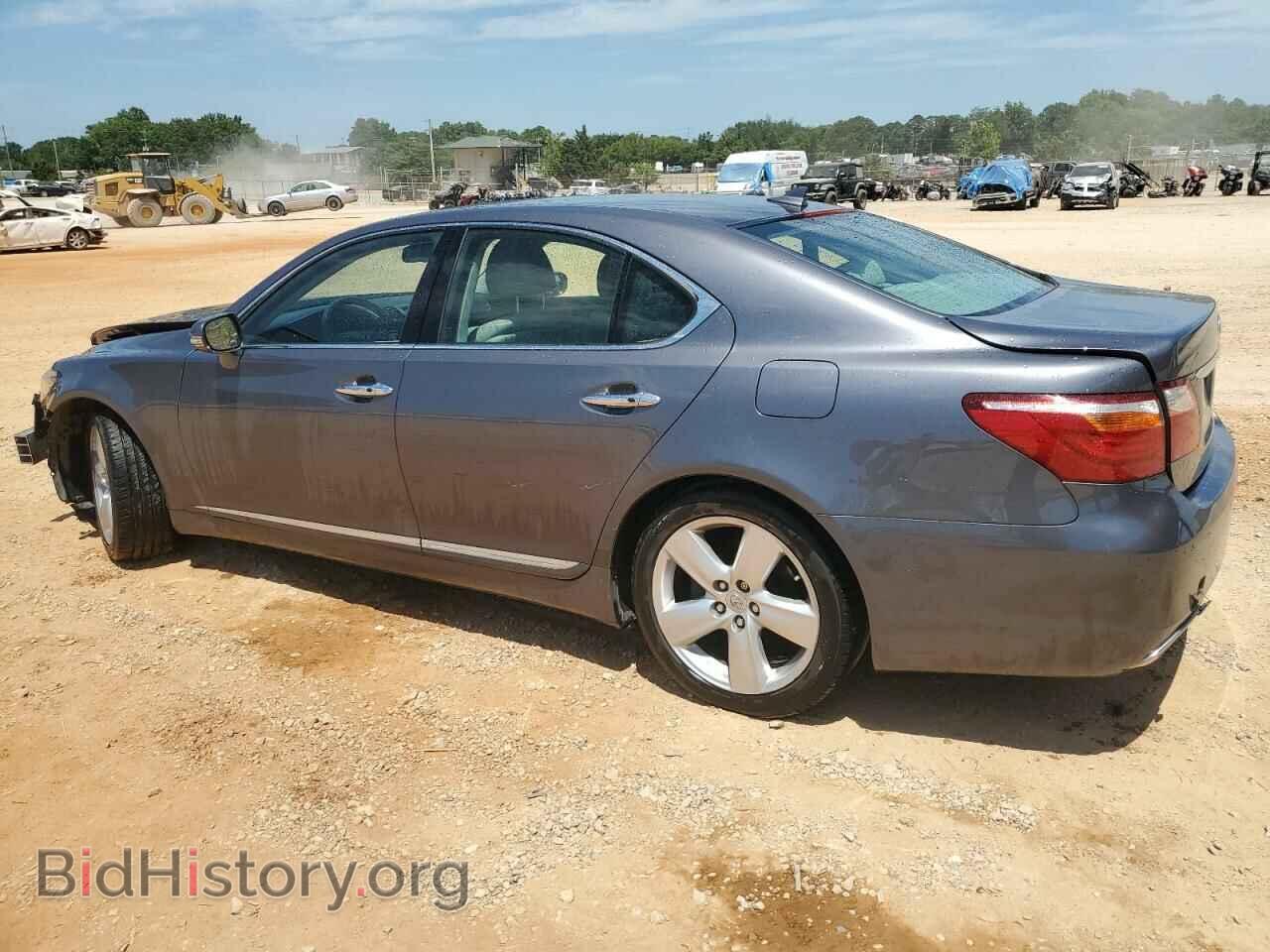 2012 LEXUS LS460 - VIN: JTHBL5EF3C5108693 - Photo 2