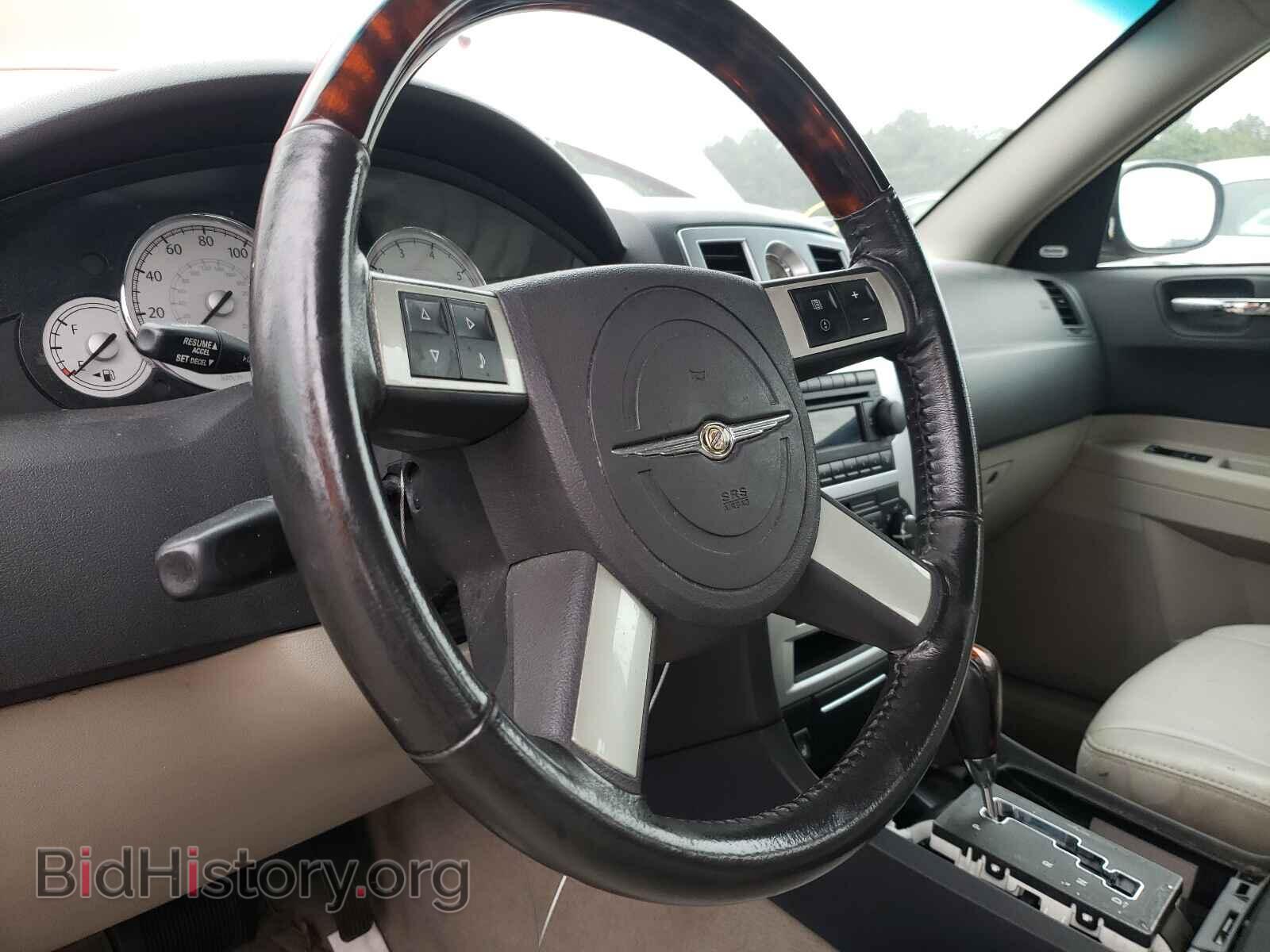 2007 CHRYSLER 300 - VIN: 2C3KA63H77H658449 - Фото 9