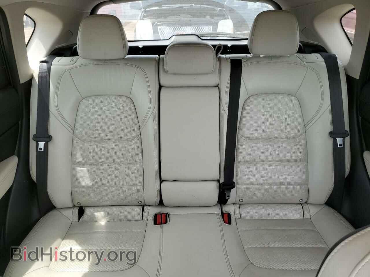 2018 MAZDA CX-5 - VIN: JM3KFBDM1J0408564 - Фото 10