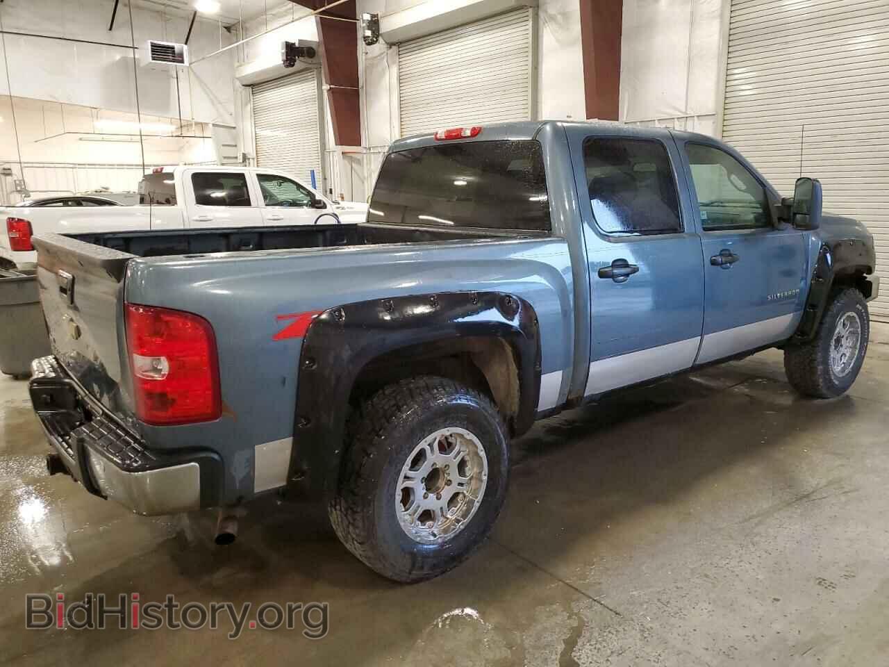 2011 CHEVROLET All Models - VIN: 3GCPKSE37BG326528 - Фото 3