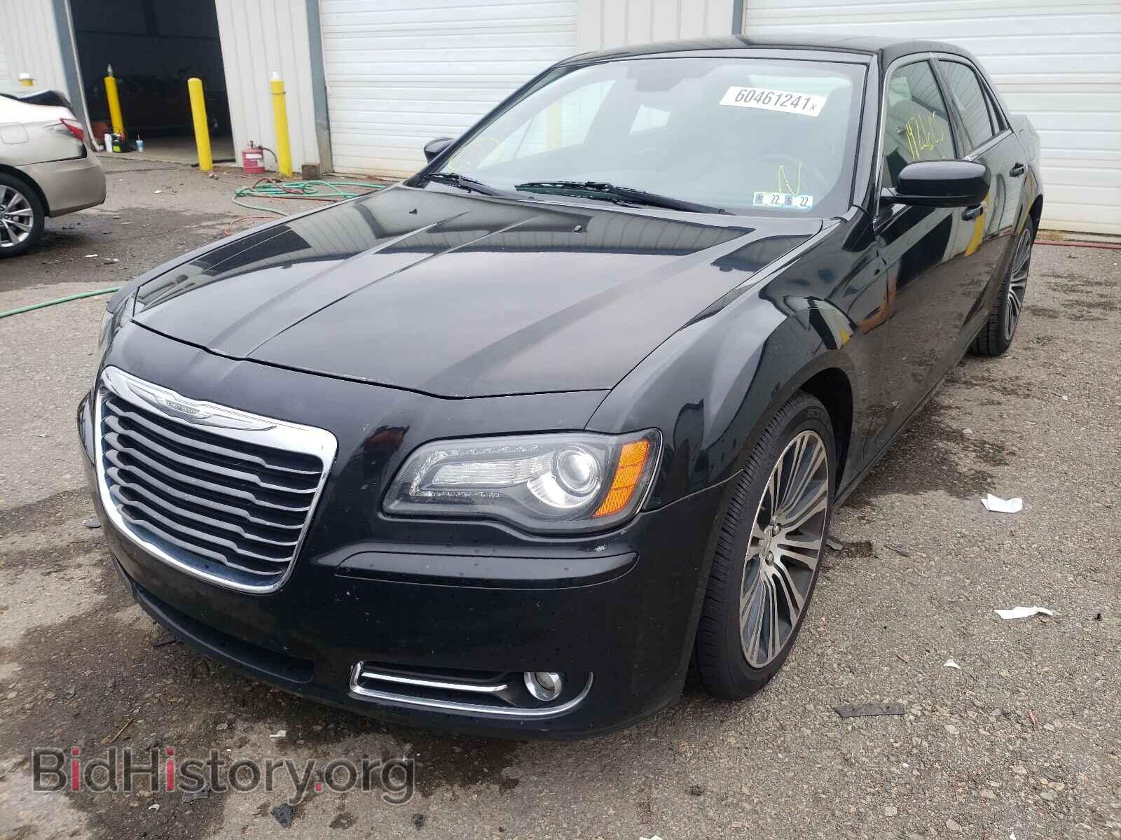 2013 CHRYSLER 300 - VIN: 2C3CCABG4DH558671 - Фото 2