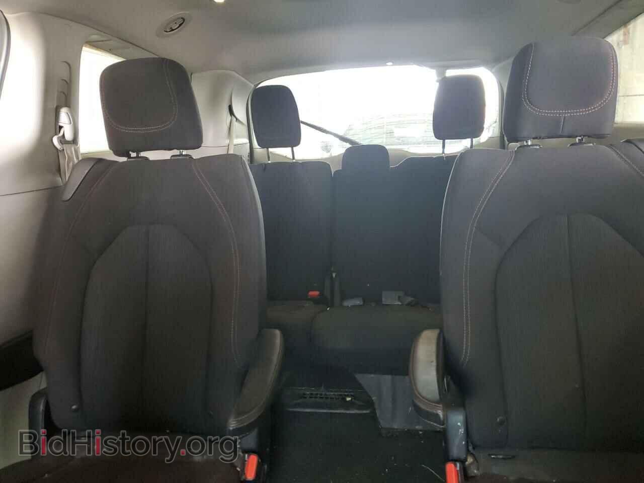 2018 CHRYSLER PACIFICA - VIN: 2C4RC1FG8JR234001 - Photo 10