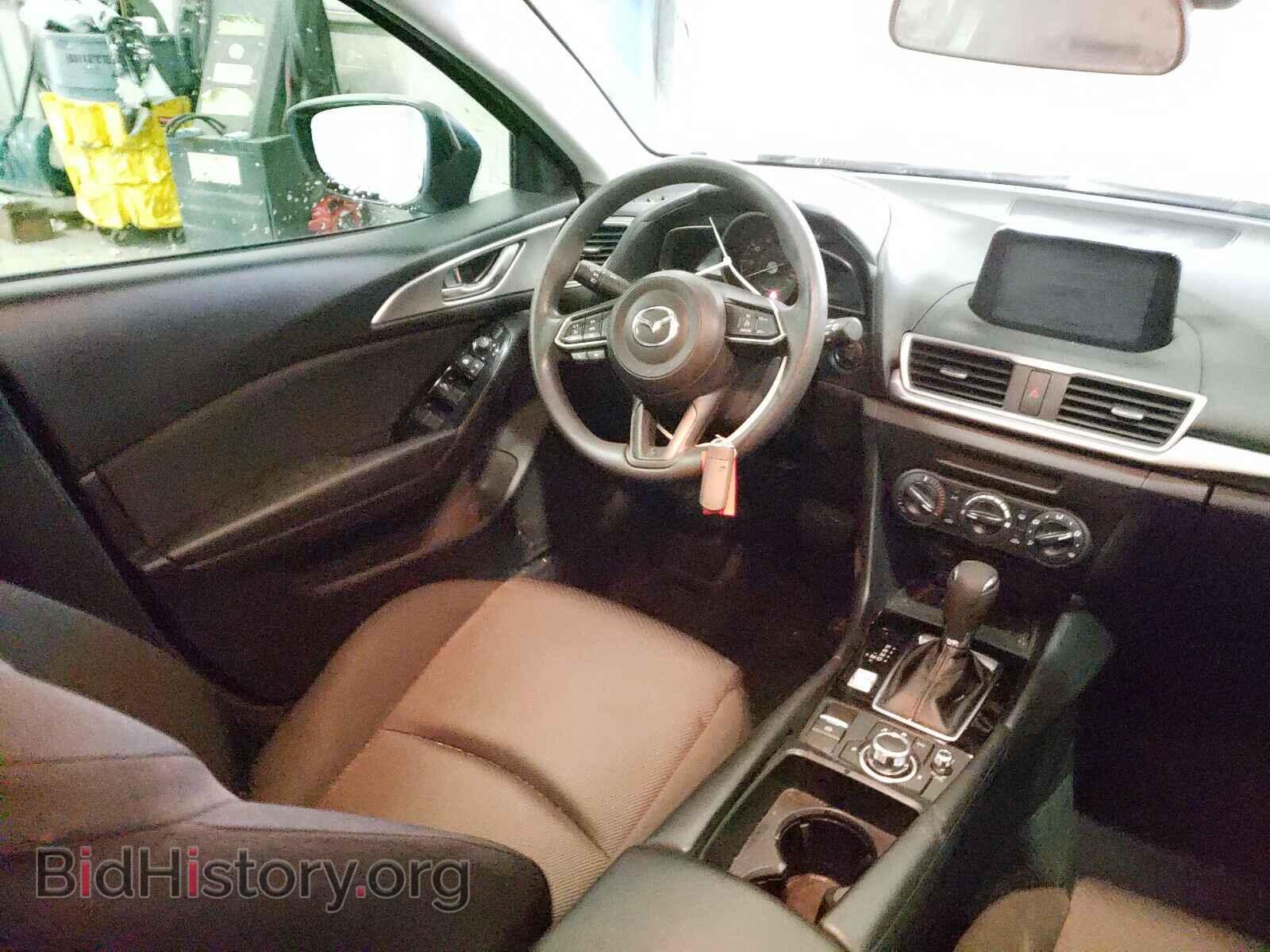 2018 MAZDA 3 - VIN: 3MZBN1K73JM231853 - Фото 9