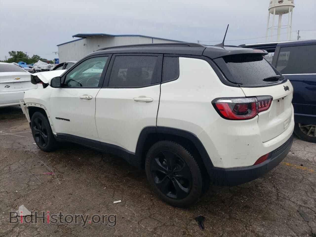 2018 JEEP COMPASS - VIN: 3C4NJCBB7JT438537 - Фото 2