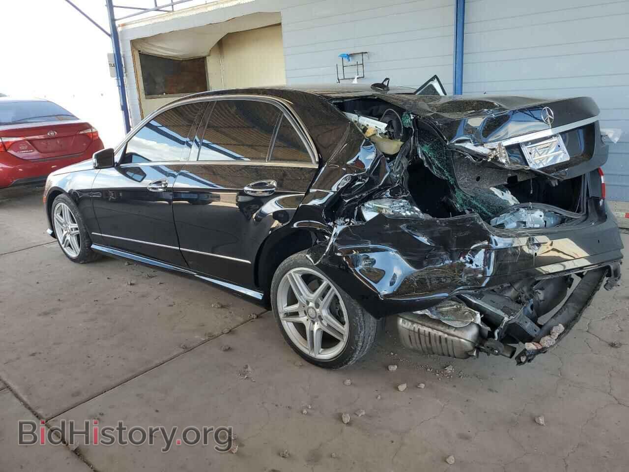 2012 MERCEDES-BENZ E-CLASS - VIN: WDDHF5KB8CA565713 - Фото 2