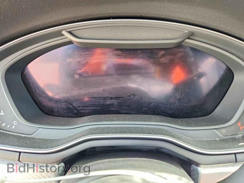 2018 Audi A5 (VIN WAUTNAF58JA003437) — photo 9 of 14