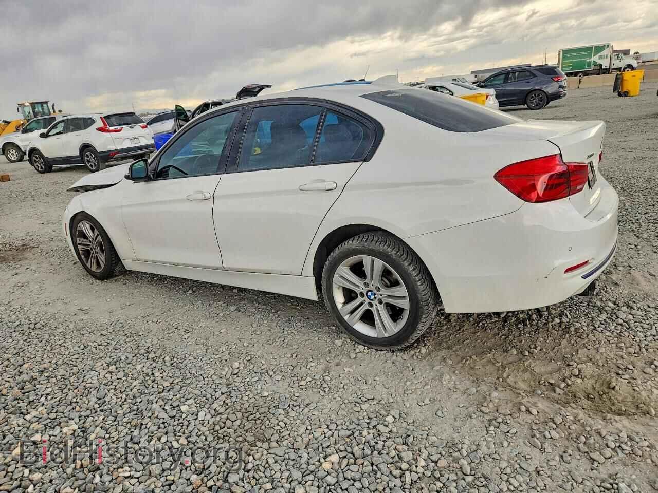 2016 BMW 3 SERIES - VIN: WBA8E3G55GNU04199 - Photo 2