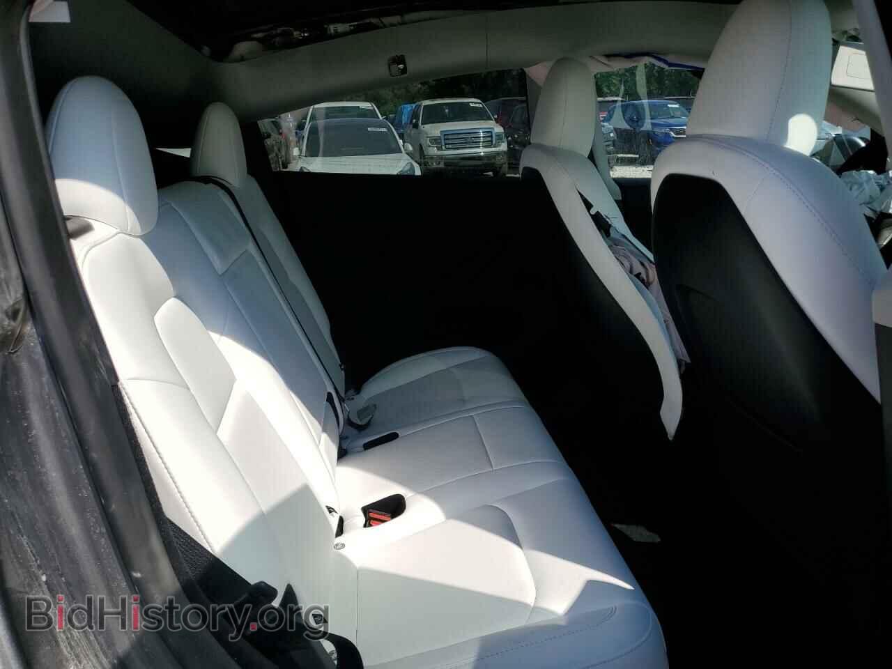 2025 TESLA MODEL Y - VIN: 7SAYGDEE7SF254659 - Фото 10