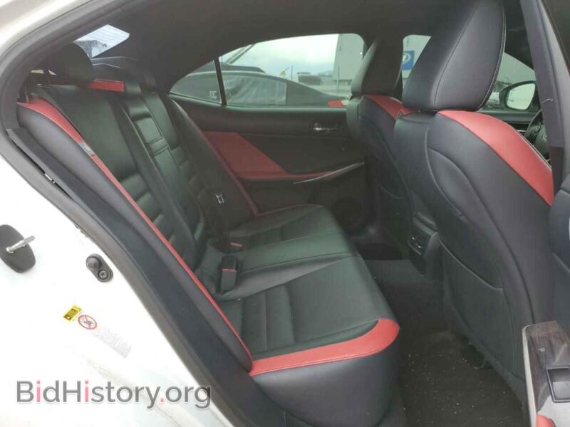 2015 Lexus IS (VIN JTHCF1D22F5024324) — photo 10 of 12