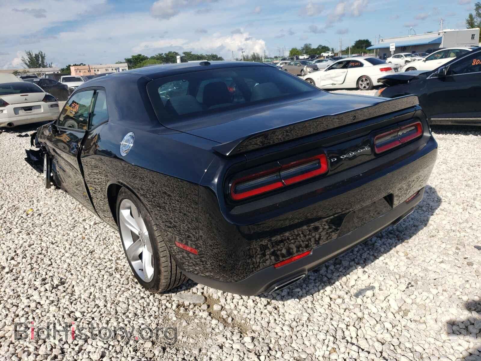 2018 DODGE CHALLENGER - VIN: 2C3CDZAG7JH138623 - Фото 3