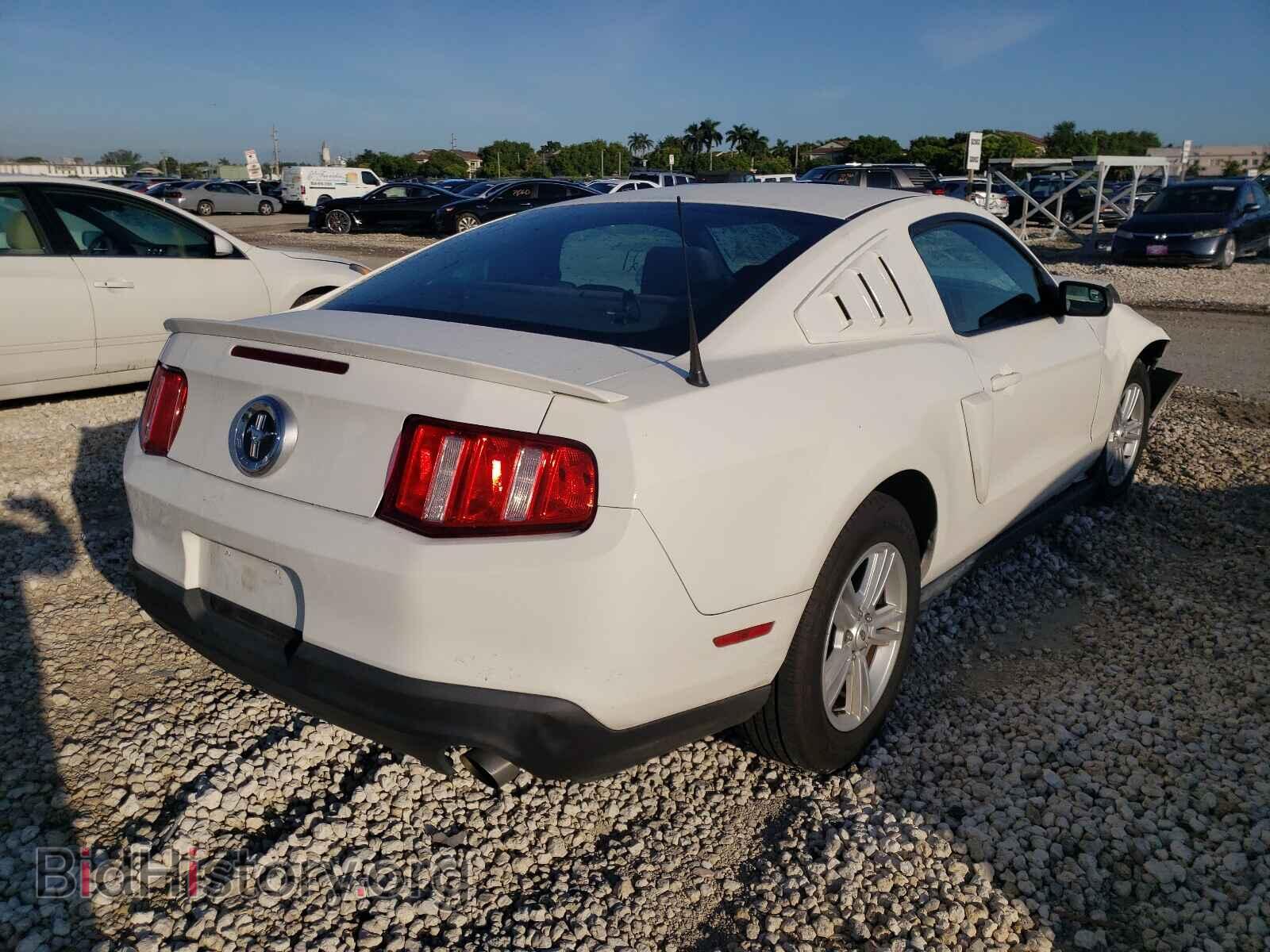 2012 FORD MUSTANG - VIN: 1ZVBP8AM2C5271697 - Фото 4