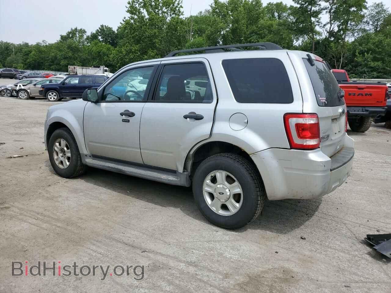 2010 FORD ESCAPE - VIN: 1FMCU0DG4AKD42724 - Фото 2