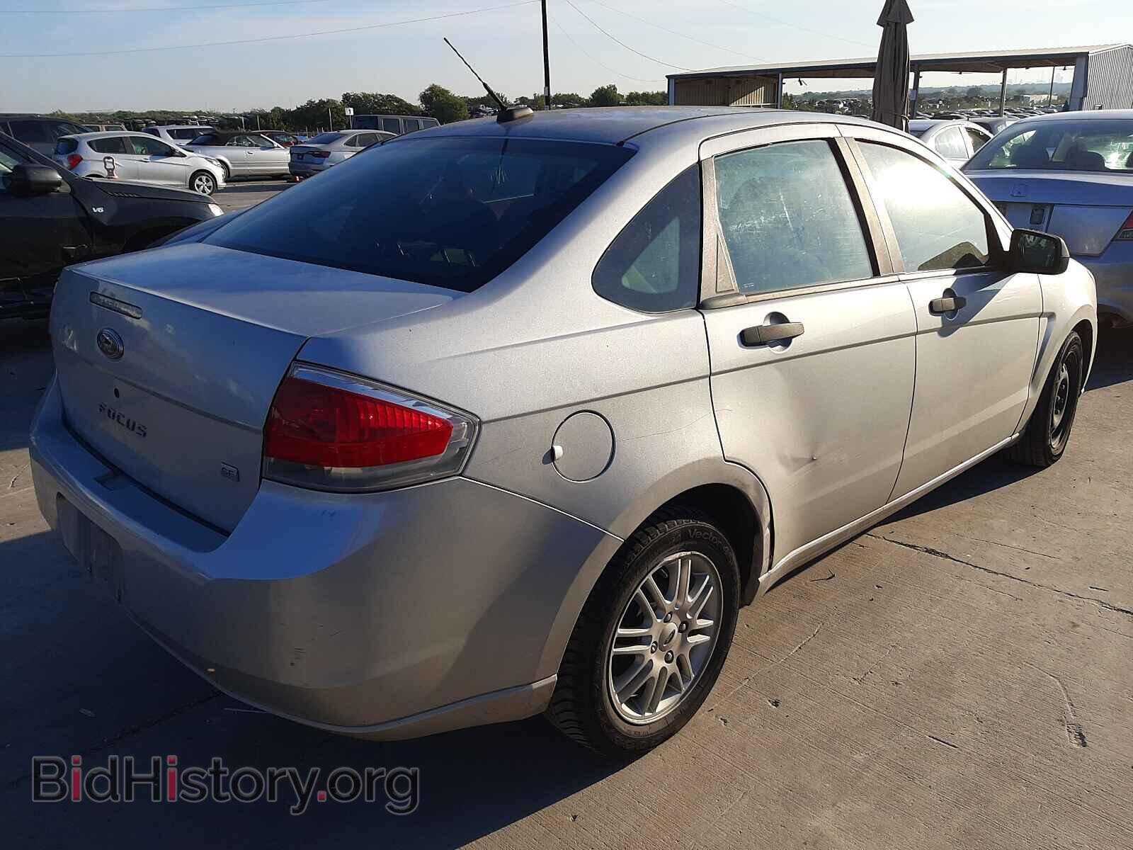 2009 FORD FOCUS - VIN: 1FAHP35NX9W151562 - Фото 4