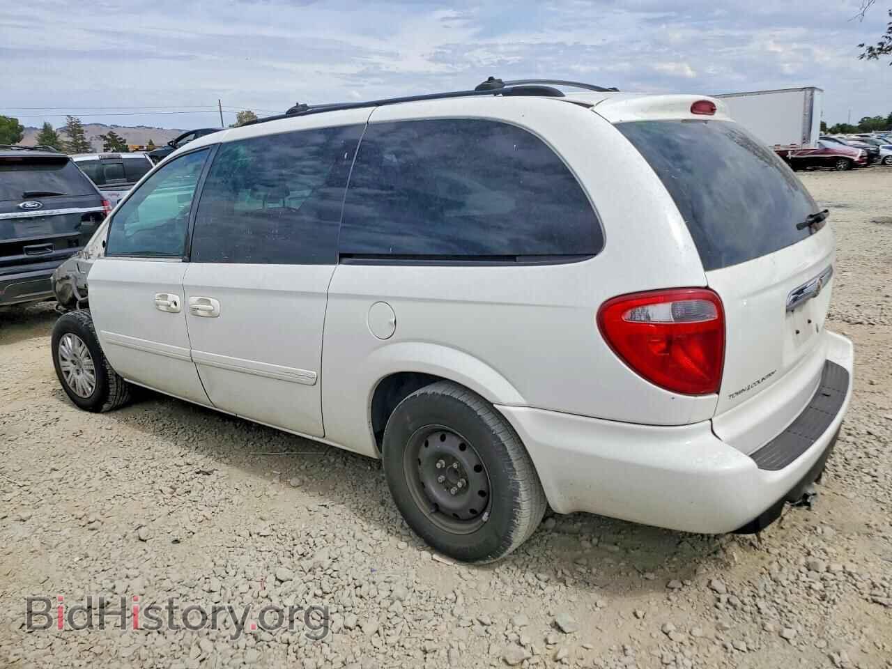 2006 CHRYSLER MINIVAN - VIN: 2A4GP44R36R905903 - Фото 2