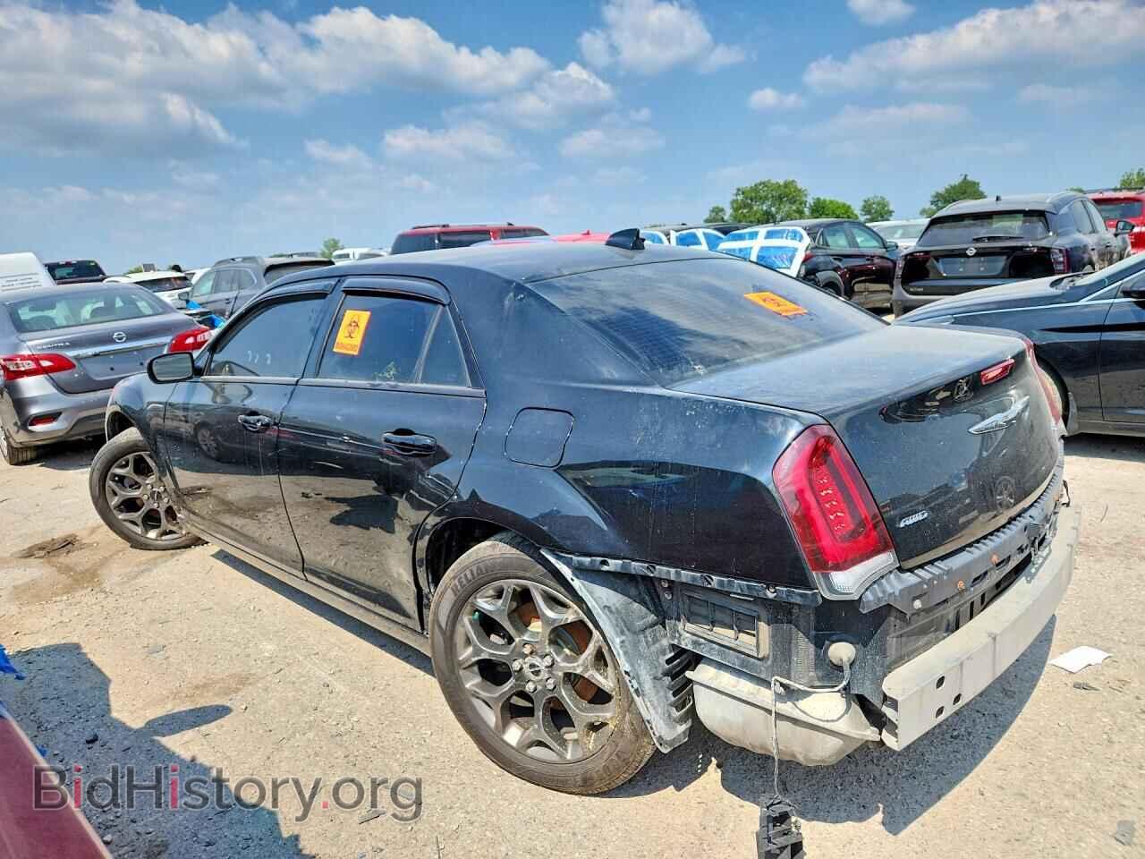 2016 CHRYSLER 300 - VIN: 2C3CCAGG9GH225041 - Фото 2
