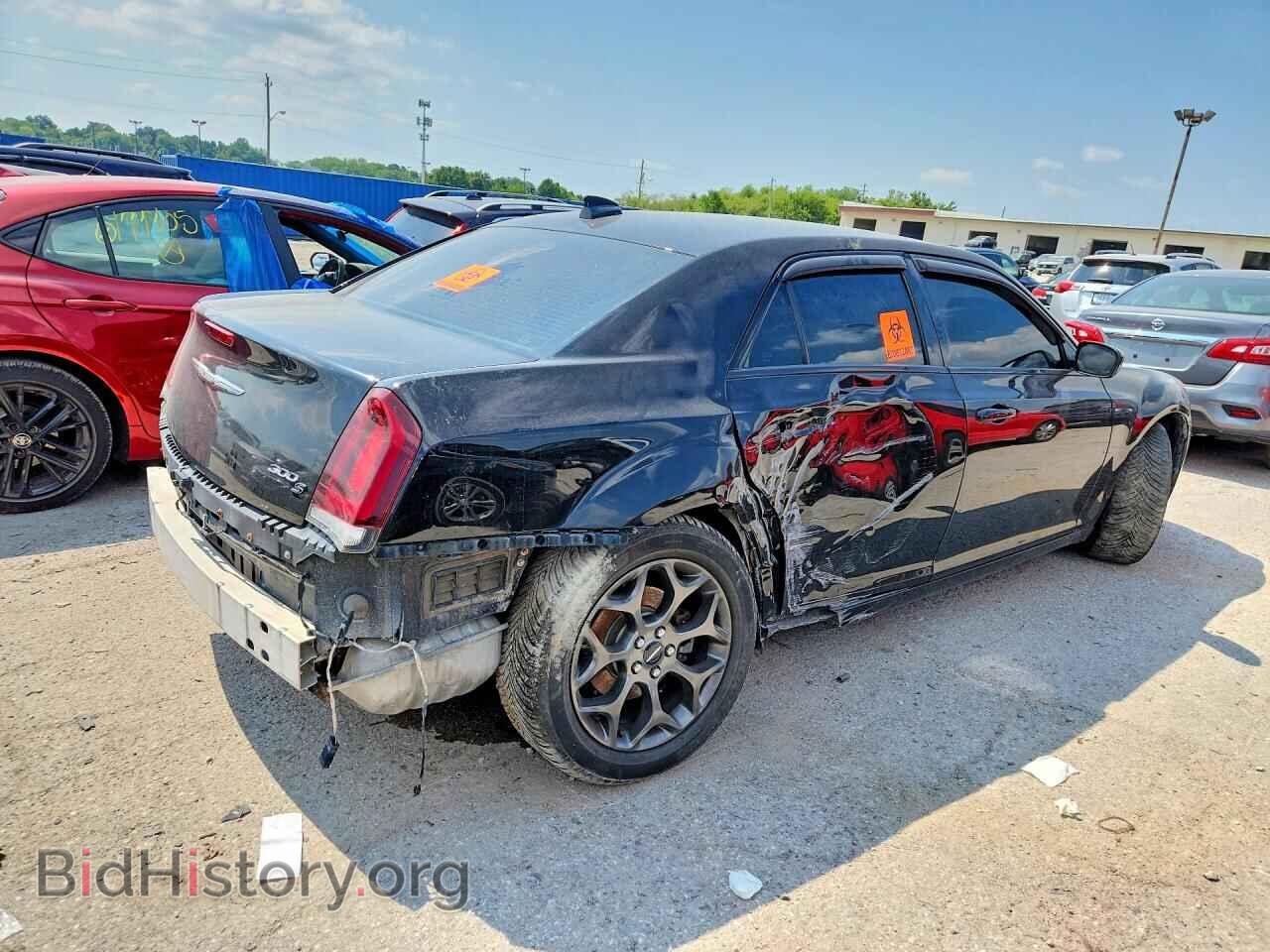 2016 CHRYSLER 300 - VIN: 2C3CCAGG9GH225041 - Фото 3