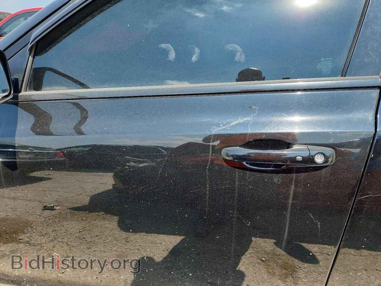 2016 CHRYSLER 300 - VIN: 2C3CCAGG9GH225041 - Фото 7