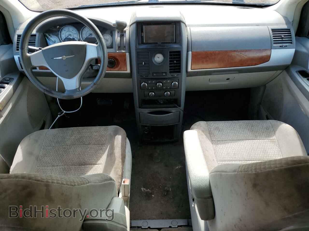 2008 CHRYSLER MINIVAN - VIN: 2A8HR54P98R112206 - Фото 8