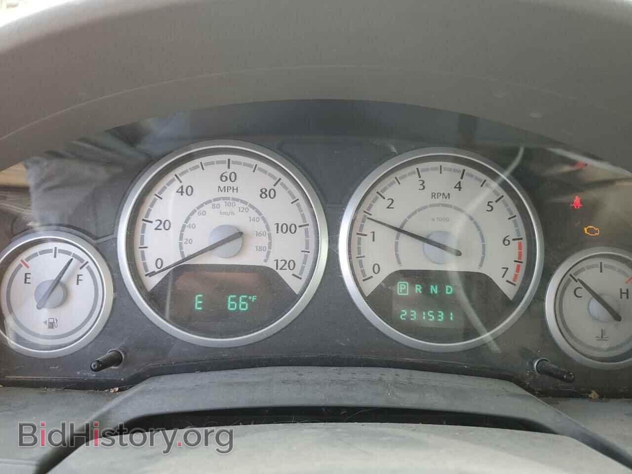 2008 CHRYSLER MINIVAN - VIN: 2A8HR54P98R112206 - Фото 9