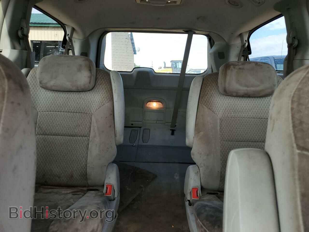 2008 CHRYSLER MINIVAN - VIN: 2A8HR54P98R112206 - Фото 10