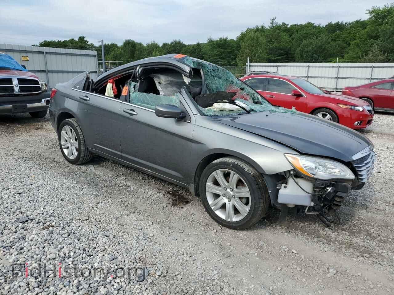 2013 CHRYSLER 200 - VIN: 1C3CCBAB3DN704626 - Фото 4