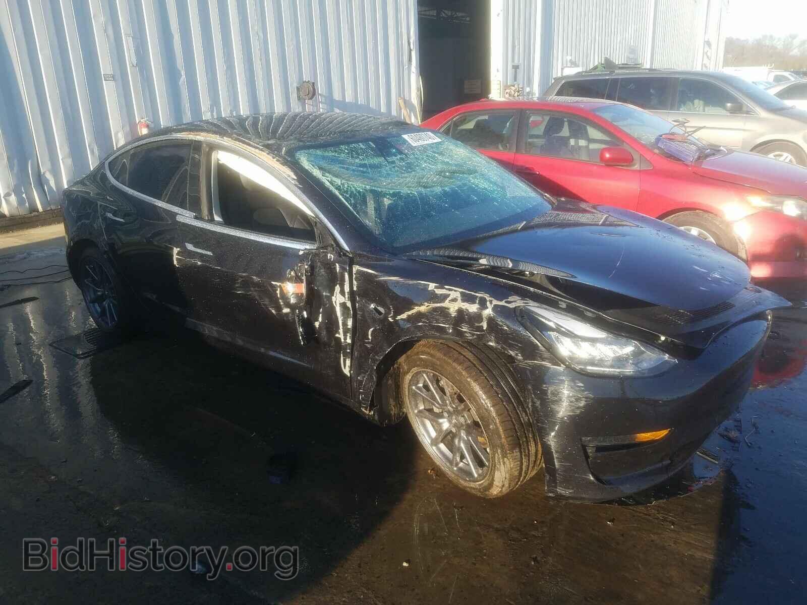 Фотография 5YJ3E1EB8JF110652 - TESLA MODEL 3 2018