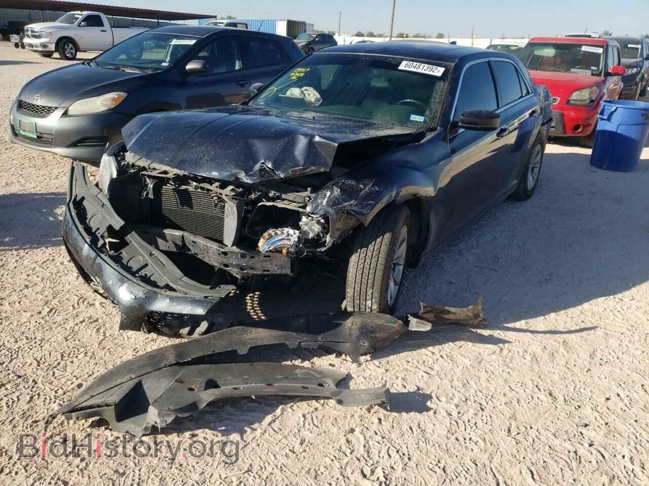 2016 CHRYSLER 300 - VIN: 2C3CCAAG5GH252374 - Фото 2