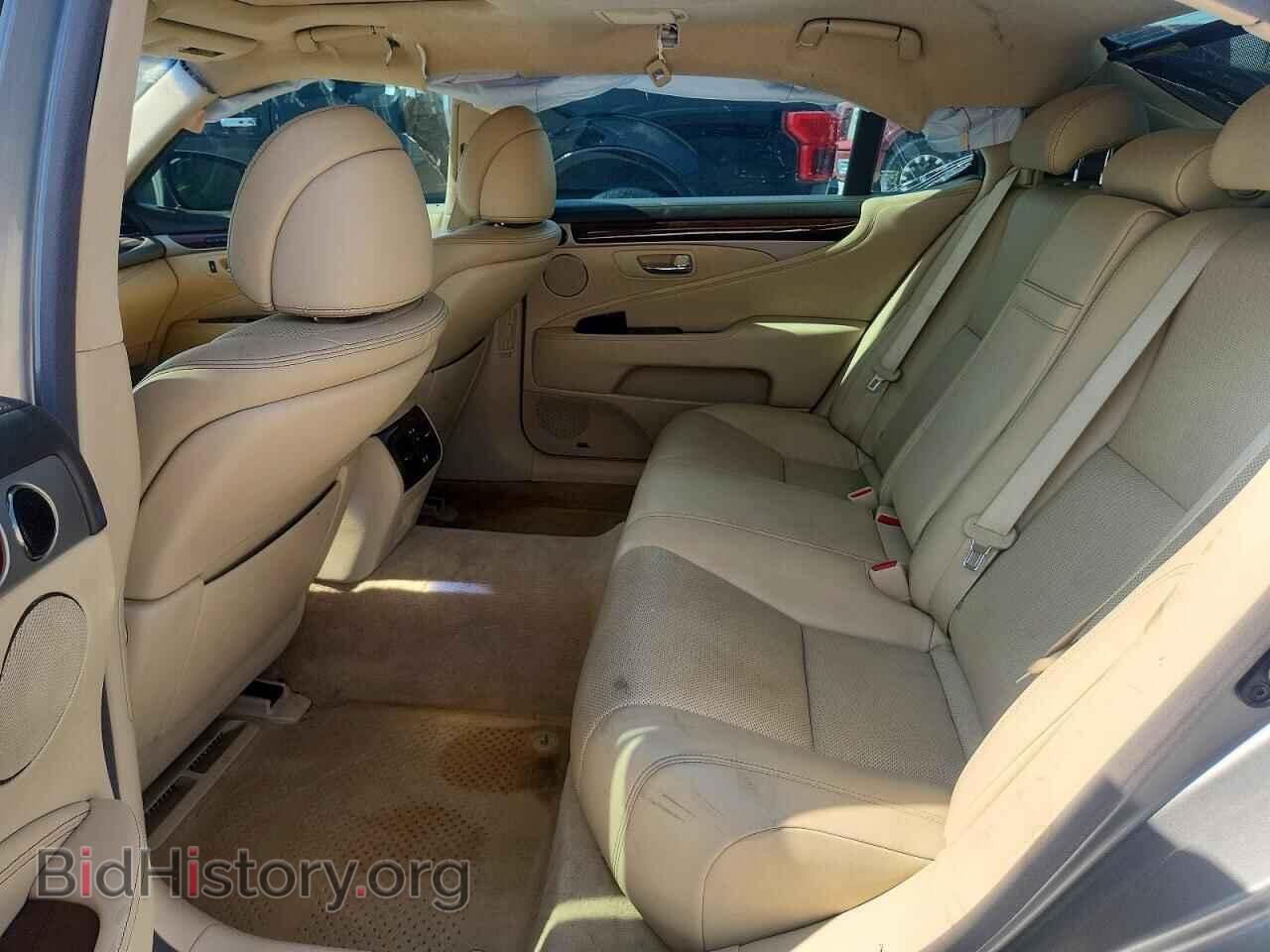 2016 LEXUS LS460 - VIN: JTHGL5EFXG5055891 - Photo 10
