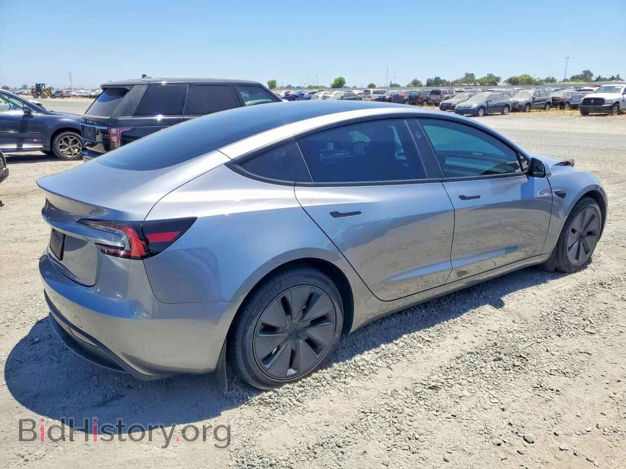 2025 TESLA MODEL 3 - VIN: 5YJ3E1EA7SF940418 - Photo 3