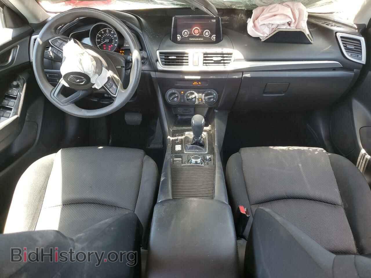 2018 MAZDA 3 - VIN: 3MZBN1K70JM214945 - Фото 8