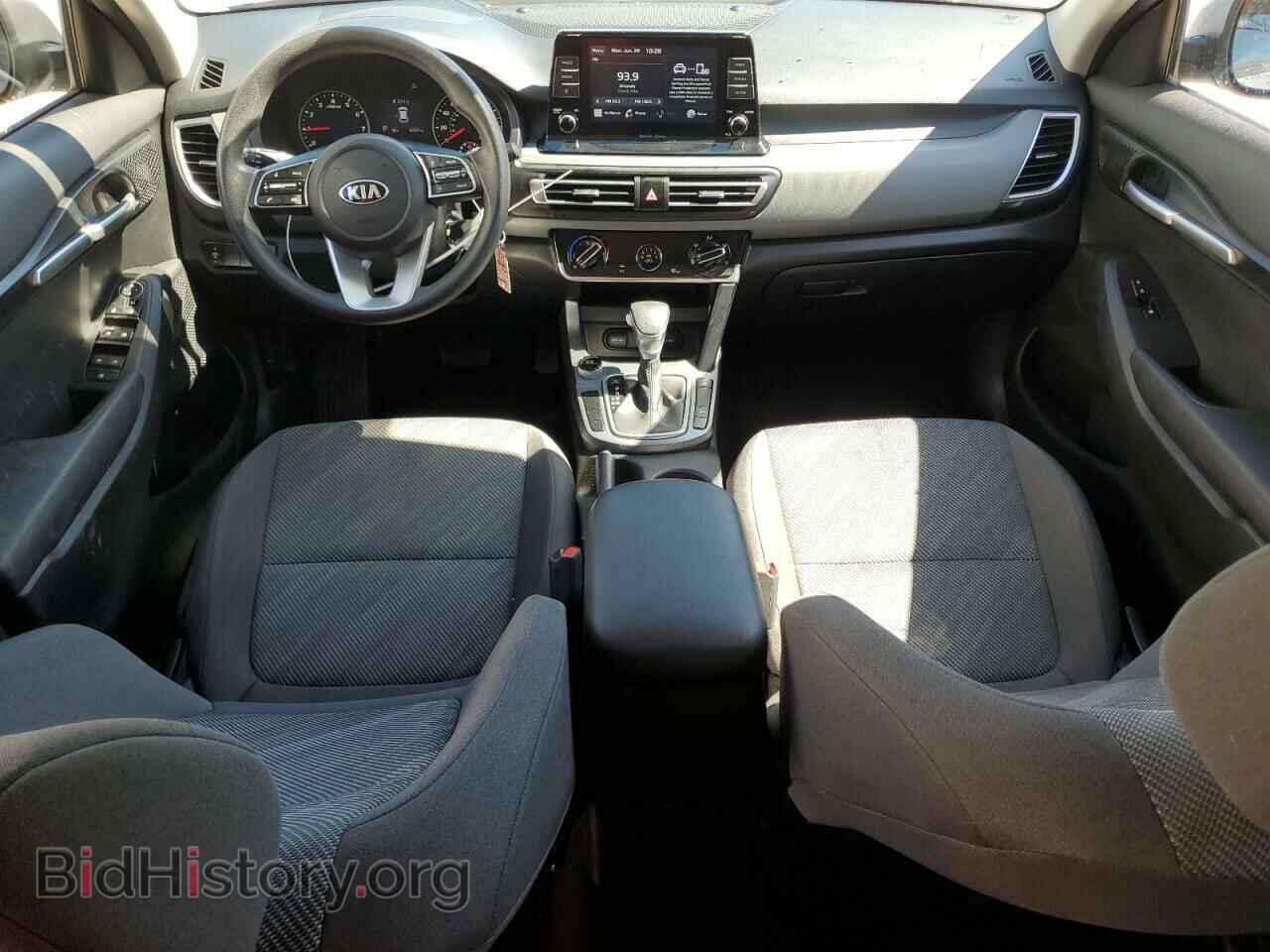 2021 KIA SELTOS - VIN: KNDEPCAA7M7047873 - Фото 8