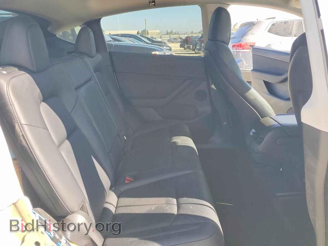 2022 TESLA MODEL Y - VIN: 7SAYGDEE3NF511157 - Фото 11