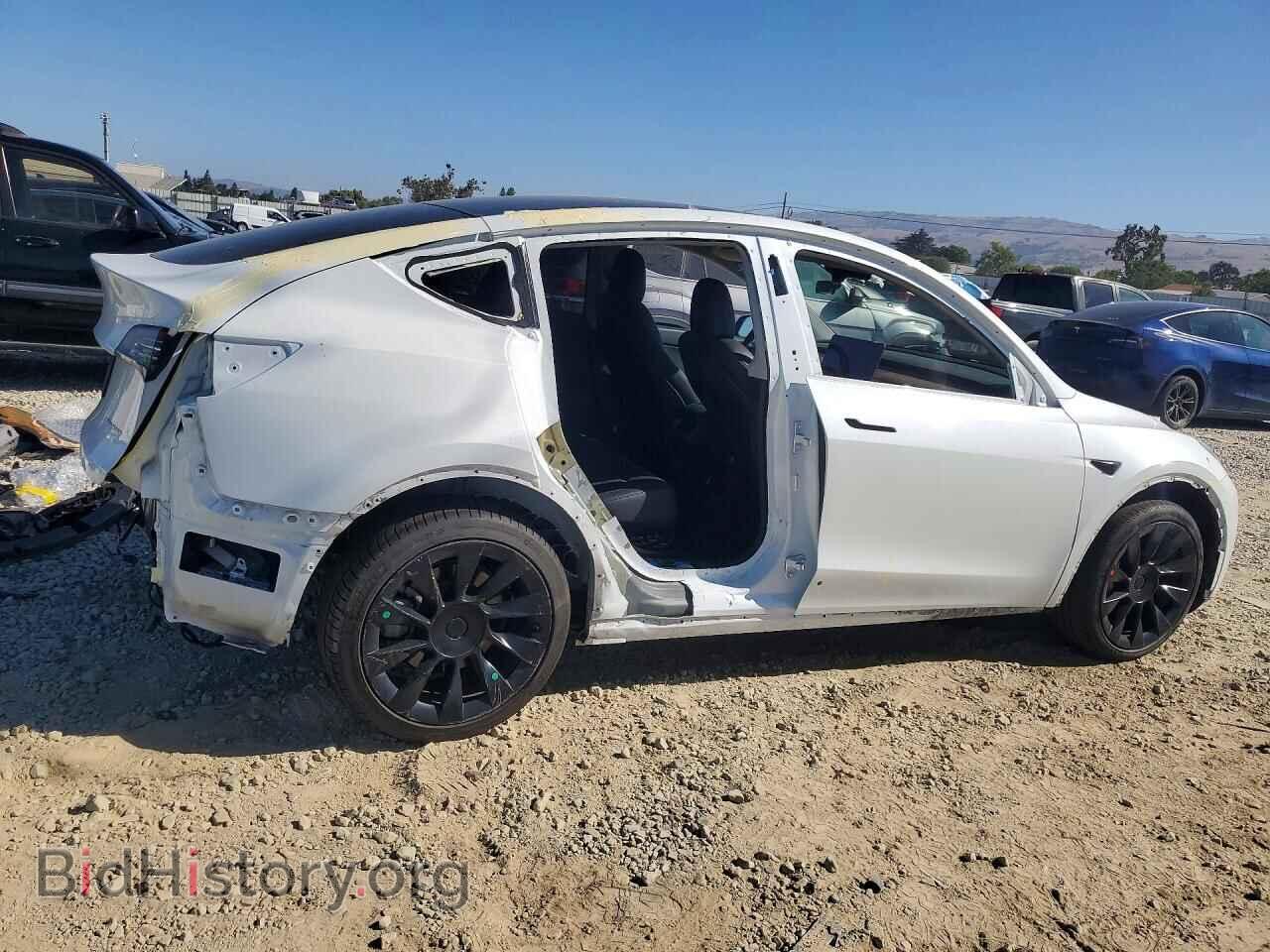 2022 TESLA MODEL Y - VIN: 7SAYGDEE3NF511157 - Фото 3