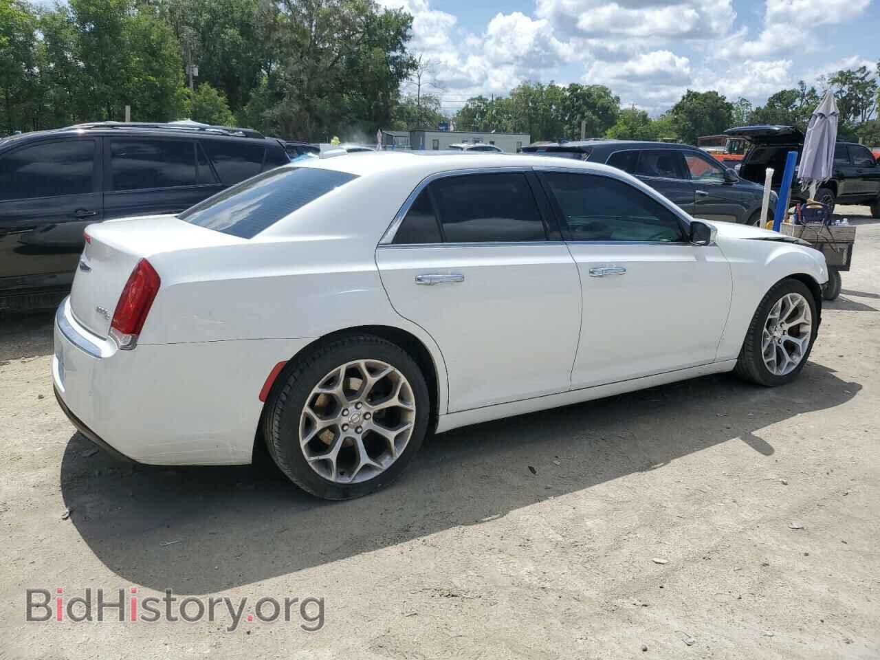 2017 CHRYSLER 300 - VIN: 2C3CCAPG9HH506239 - Фото 3