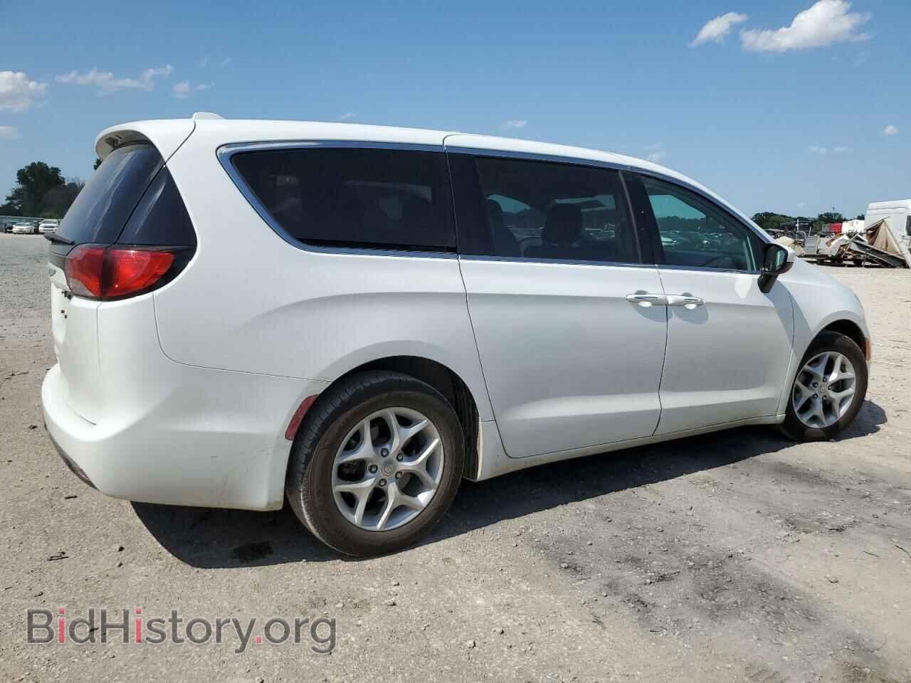 2017 CHRYSLER PACIFICA - VIN: 2C4RC1BG4HR816757 - Photo 3