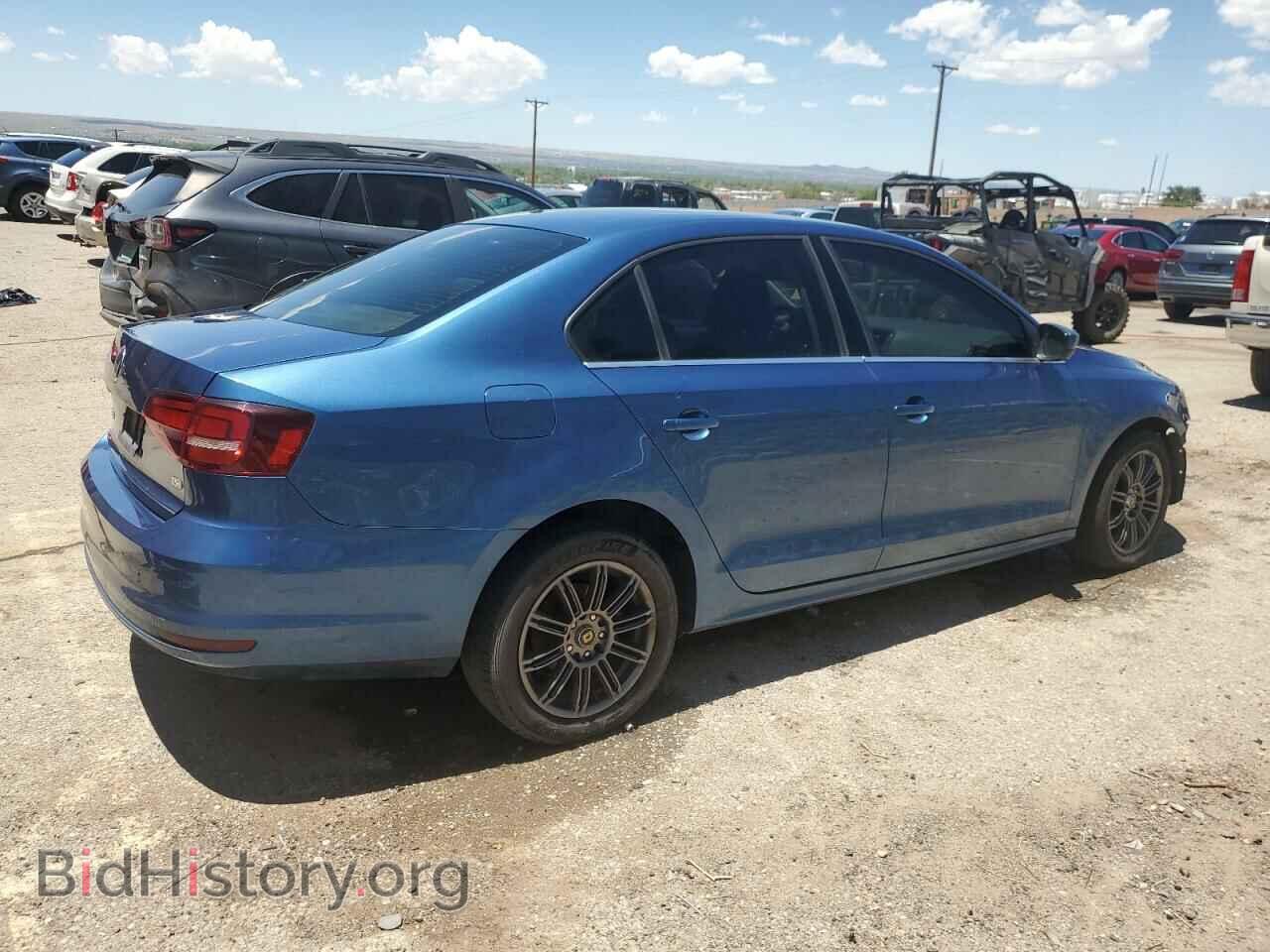 2017 VOLKSWAGEN JETTA - VIN: 3VW2B7AJ3HM213792 - Фото 3