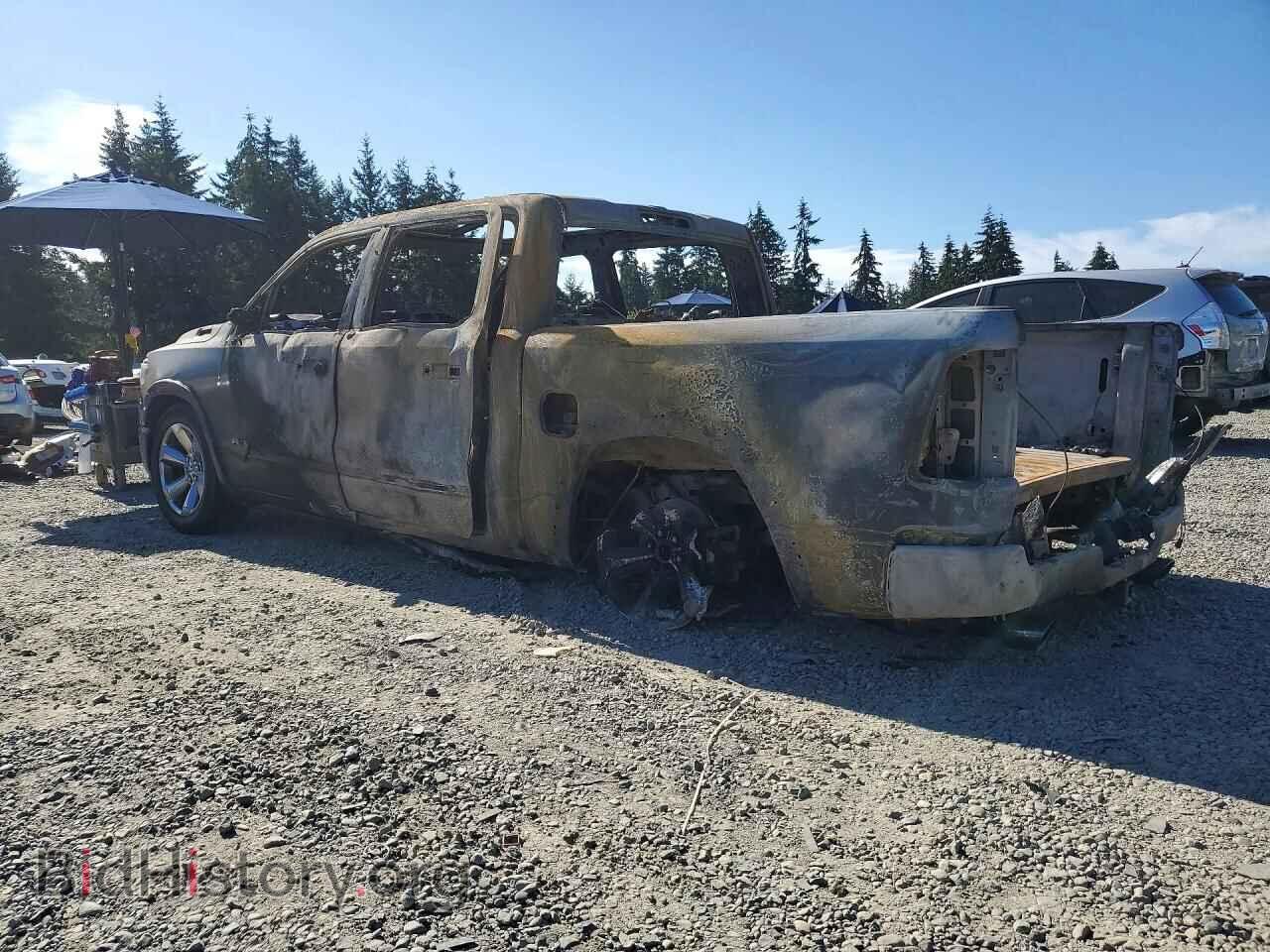 2021 RAM 1500 - VIN: 1C6SRFHM5MN680132 - Photo 2