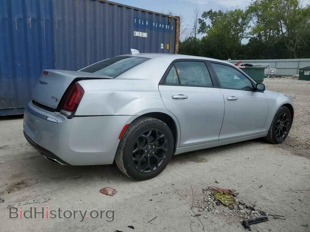 2019 CHRYSLER 300 - VIN: 2C3CCAGGXKH733365 - Photo 3