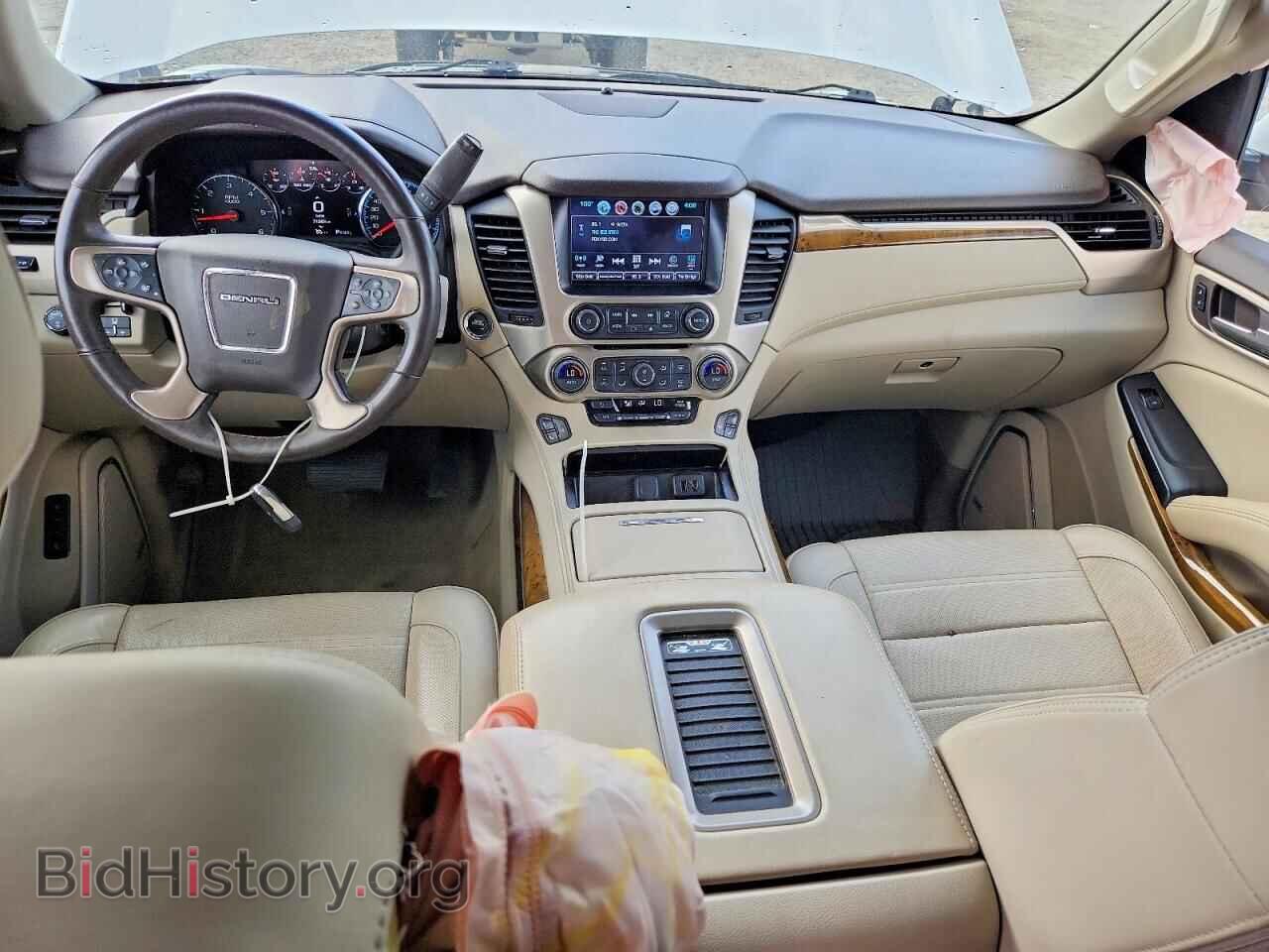2017 GMC YUKON - VIN: 1GKS2CKJ9HR188345 - Photo 8