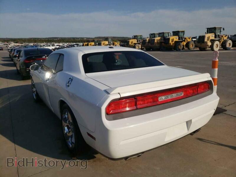2012 Dodge CHALLENGER (VIN 2C3CDYBT5CH225879) — photo 3 of 10