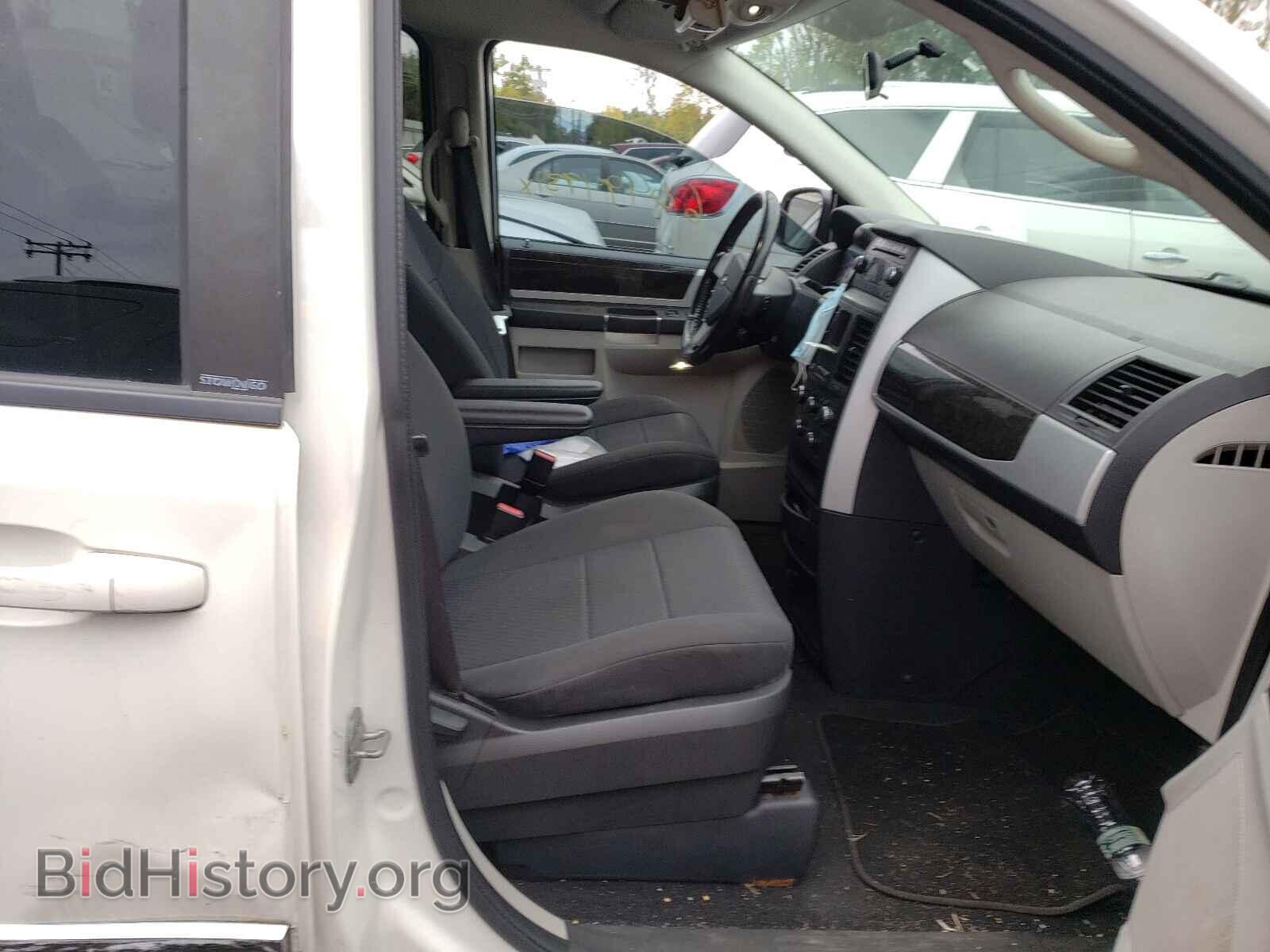 2010 DODGE GRAND CARA - VIN: 2D4RN5D1XAR259727 - Фото 5