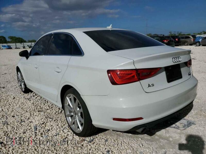 2015 Audi A3 (VIN WAUEFGFF0F1136864) — фото 3 из 10