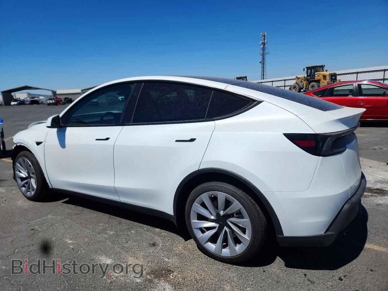 2026 TESLA MODEL Y - VIN: 7SAYGDEE3TF349141 - Фото 2
