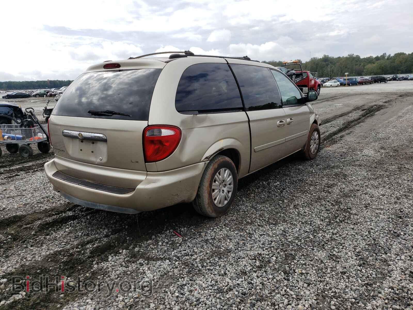 2006 CHRYSLER MINIVAN - VIN: 2A4GP44R66R665357 - Фото 4