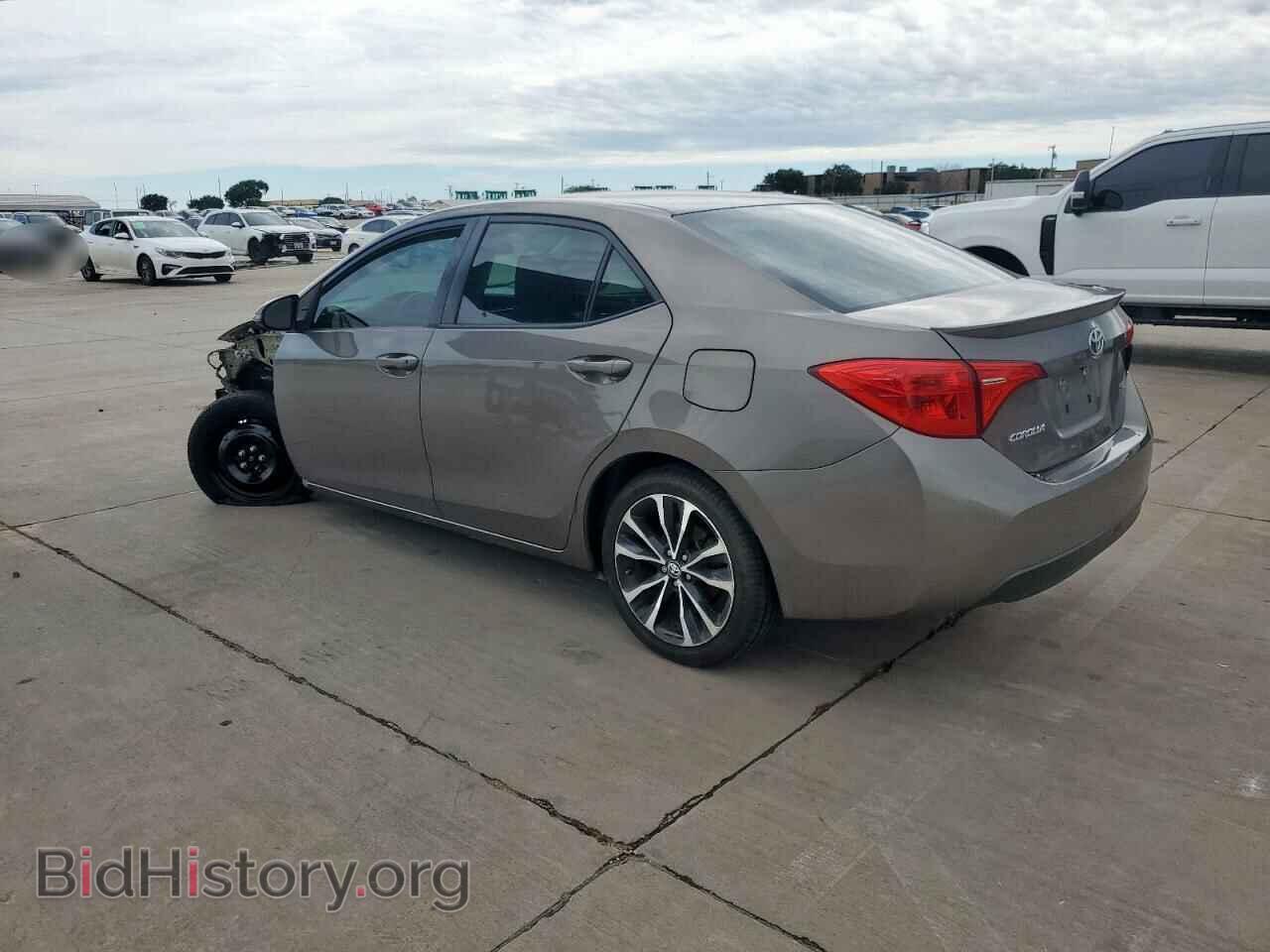 2017 TOYOTA COROLLA - VIN: 5YFBURHE8HP729933 - Фото 2