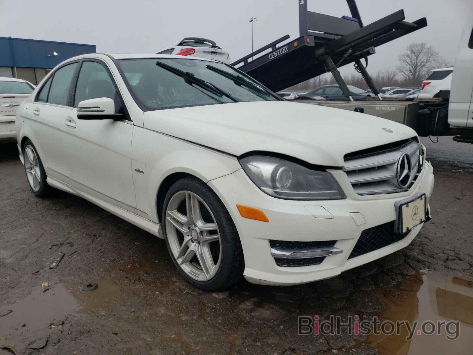 Фотография WDDGF4HB9CR215439 - MERCEDES-BENZ C CLASS 2012