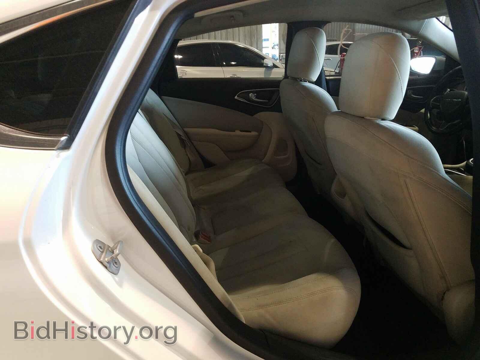 2016 CHRYSLER 200 - VIN: 1C3CCCAB5GN131142 - Photo 6