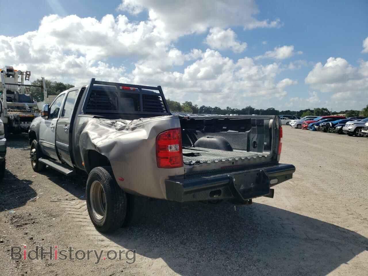 2013 GMC SIERRA - VIN: 1GT426C8XDF133366 - Фото 3